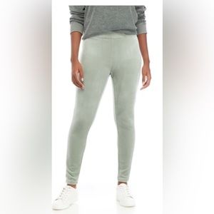 Women’s green leggings size small